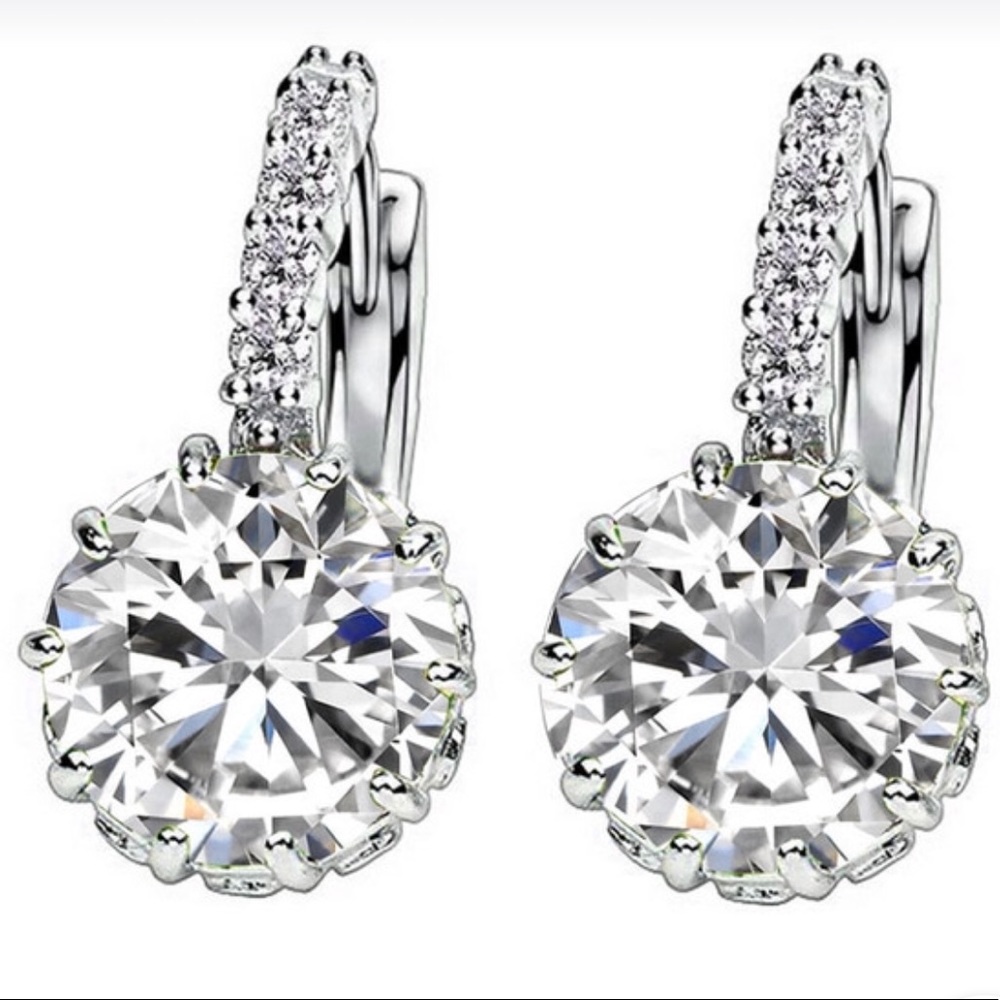 Sale)CZ Clear Silver Hoop Earrings New
